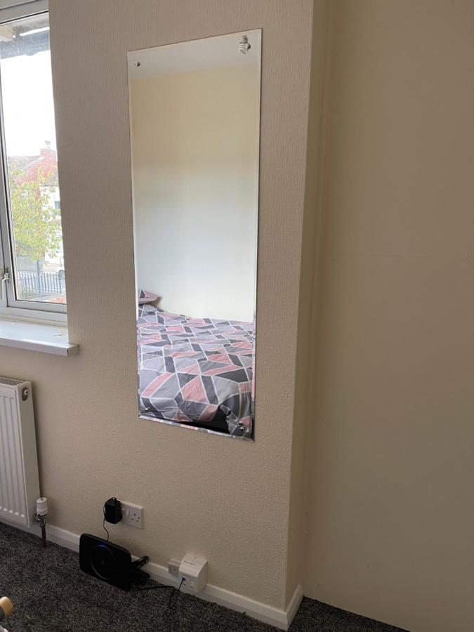Spacious, Sleeps 17, 3 Bathrooms, Parking, Mansfield Eksteriør bilde