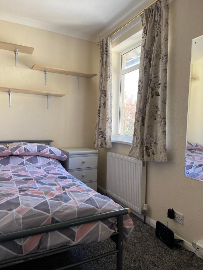 Spacious, Sleeps 17, 3 Bathrooms, Parking, Mansfield Eksteriør bilde